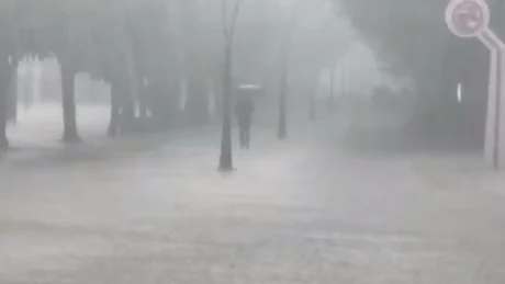 ”Reshje shiu dhe …”/ Paralajmëron meteorologia: Ja zonat që rrezikohen të përmbyten