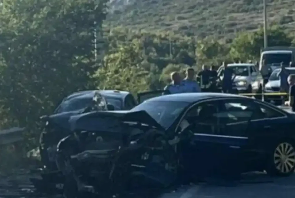 Aksident i frikshëm! Humbin jetën dy persona, dy të tjerë të pIagosur rëndë!