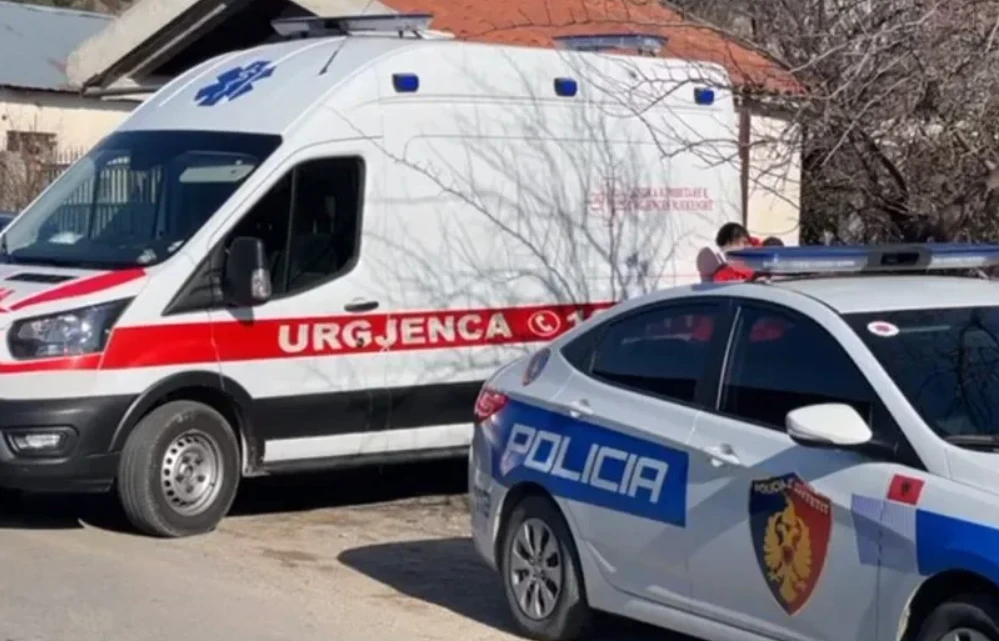 Aksident në vend! I riu përpIas gruan tek vijat e bardha dhe largohet