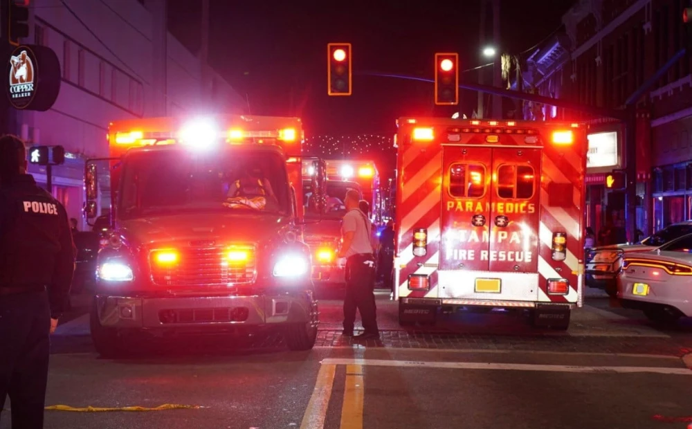 Aksident tronditës! 22-vjeçari humb kontrollin e mjetit dhe përfundon në lokal, 4 të vd*kur dhe 11 të pIagosur