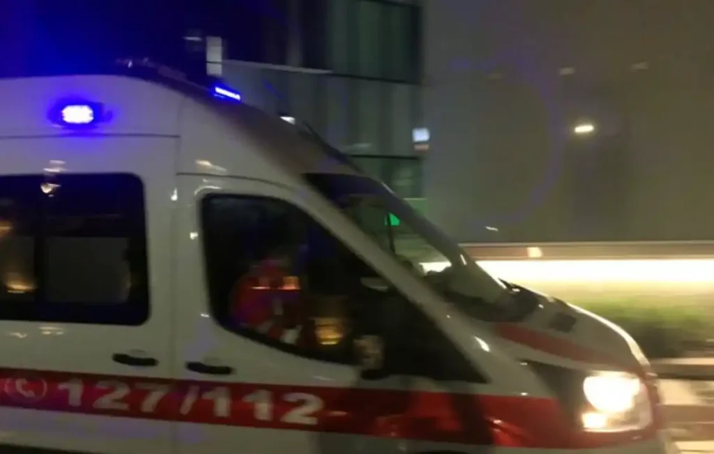 TRAGJEDI në Portin e Durrësit! U godit nga rryma elektrike në bord të anijes, elektriçisti 24-vjeçar VD*S në vend