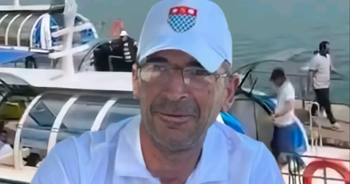 “Kapiteni u tha ‘jo’, turistët e shpërfillën. Humbi jetën t’i shpëtonte”- Detaje të reja nga tragjedia në Shkodër…