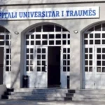 Nuk arriti t’ia dilte dot! U aksidentua me makinë, humb jetën i riu në spital