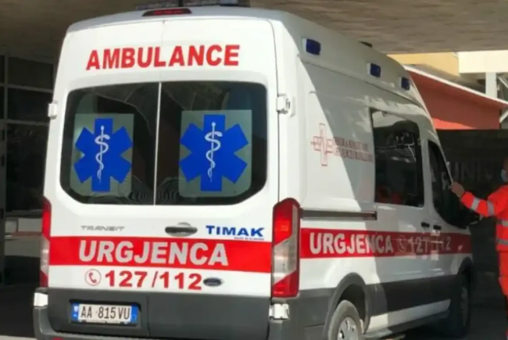 Ngjarje e rëndë / Preku kabllon elektrike duke ecur në rrugë, humb jetën 16-vjeçarja