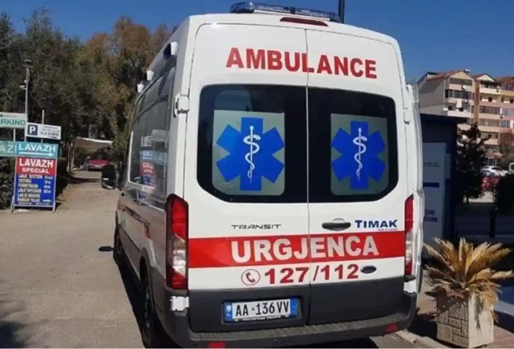 E rëndë! Ndërron jetë 42-vjeçari në banesë, dyshohet se…