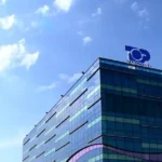 Përplasje e ashpër fizike në korridoret e Top-Channel mes dy moderatoreve? JA CFARE FLITET…