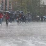 A do të ketë reshje shiu? Parashikimi i motit, ja çfarë pritet të ndodhë me temperaturat