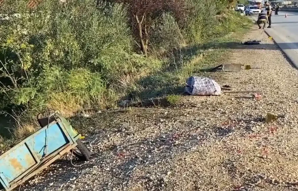 Aksident me vd*kje në autostradë! Autobusi me targa greke përplas për vd*kje shoferin (EMRI)