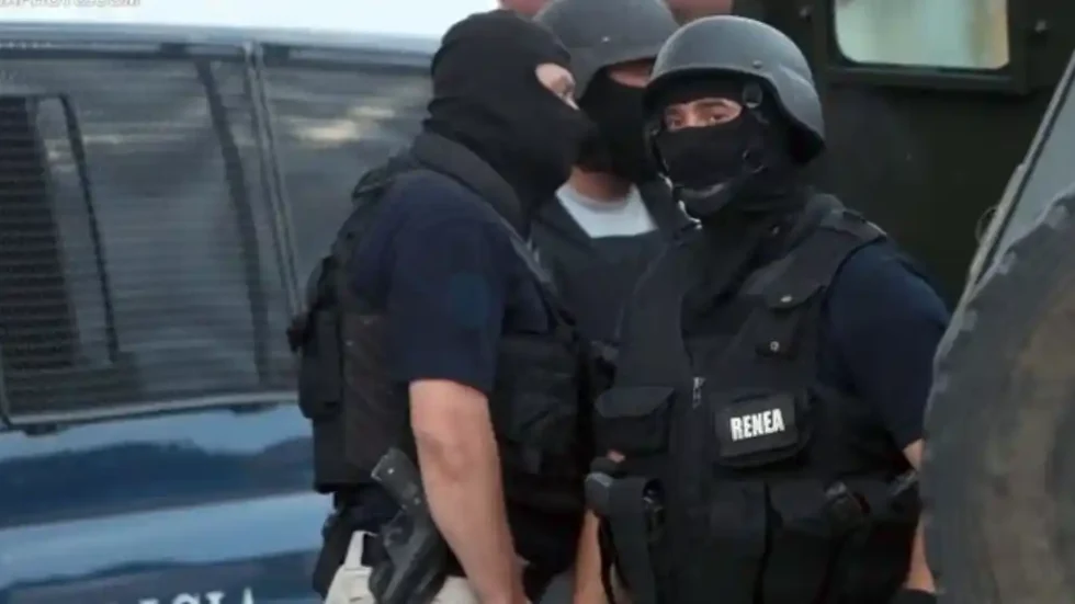 Aksion i befasishëm policor në vend! Arrestohen dy “personazhe të botës së krimit”