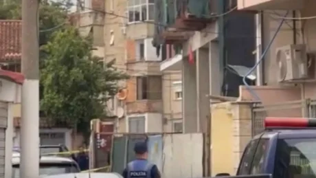 Adoleshentja filmoi veten duke…, udhëtoi nga Kamza për të kryer v*tëvr*sjen te Rruga e Dibrës! Ja Çfarë iu gjet në çantë…