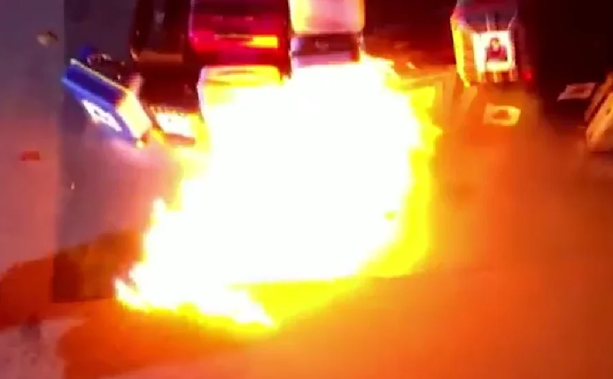 BBVK ndizet fuqishëm që në natën e parë! Vëllai i madh u djeg banorëve para syve të gjitha…