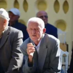 Qeveria ‘hap qesen’ për pensionistët/ Bonusi për festat e fundvitit, ja shuma që do të marrin