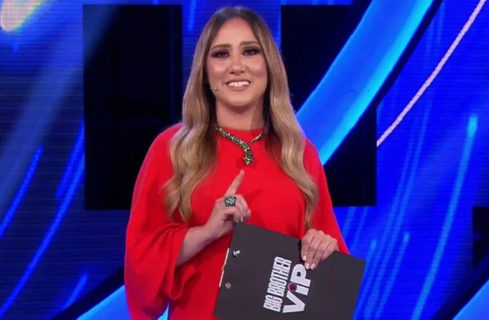 Arbana Osmani drejt rikthimit në TCH? ‘Përgjithmonë mirënjohëse…’ Story i saj thotë shumë!