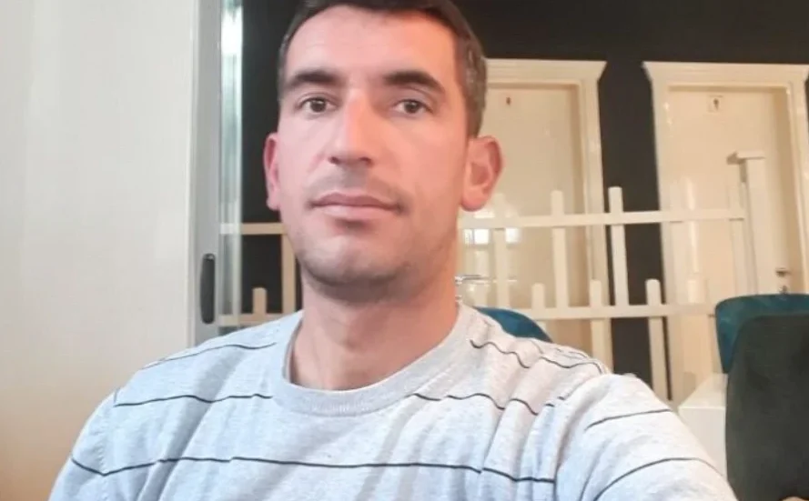 Fëmijët mbetën pa baba e nëna pa djalë…Ky është i riu që u godit me vd*kje nga betonierja në vendin e punës