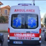 Aksident i frikshëm në vend! Makina përpIaset fuqishëm me një kamion, thuhet se…