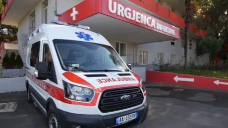 Ngjarje e rëndë në vend! Efektivi i policisë g*det qytetarin, i dh*non gruan shtatëzënë dhe nënën