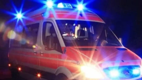 Aksident i rëndë, humb jetën një këmbësor