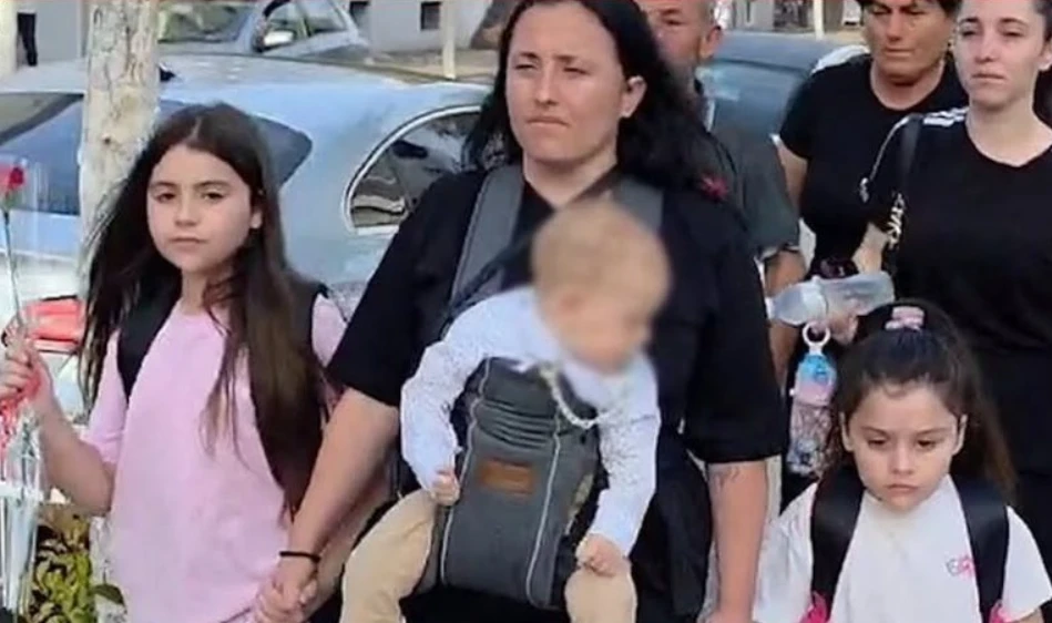 Aksidenti tragjik u mori babanë, 3 vajzat e m*tura dhe nëna e tyre mbesin të pastrehë!