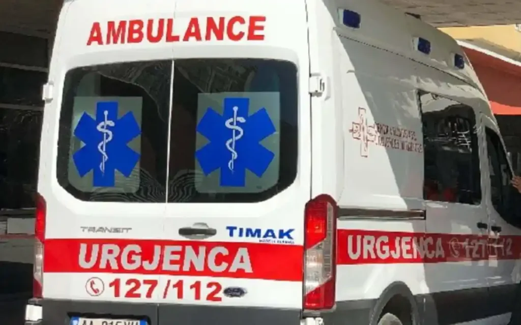 Aksident i rëndë në aksin Tiranë–Durrës, një i vd*kur dhe dy të plagosur