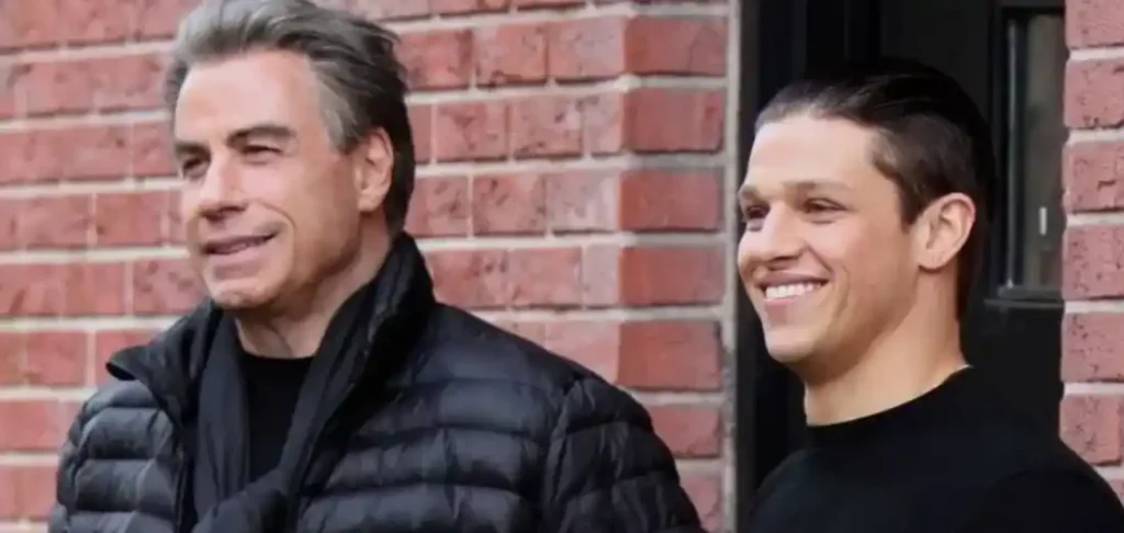 Tragjike: Vd*s në moshën 33 vjeçare ‘djali’ i aktorit John Travolta!