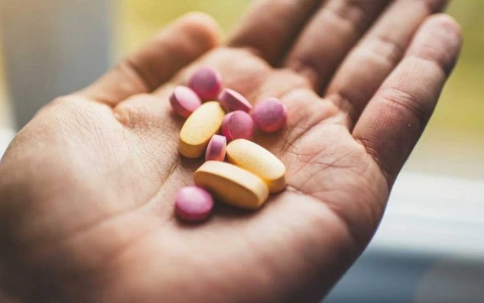 Ngjarje tronditëse! 18 vjecarja në Shkodër konsumon një grusht me medikamente, raportohet se…