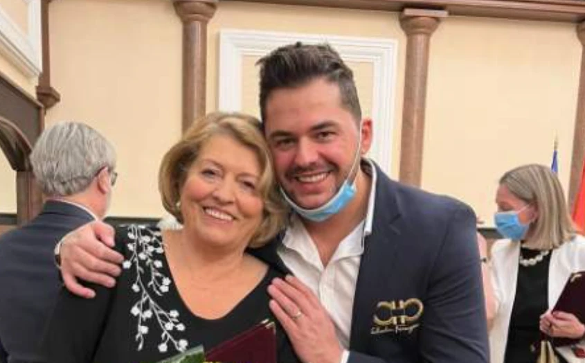 ‘Kishim një vit që…’ Nëna e Shpatit trondit zemrat tona me fjalët e saj ‘Paskam rritur një djalë që…’