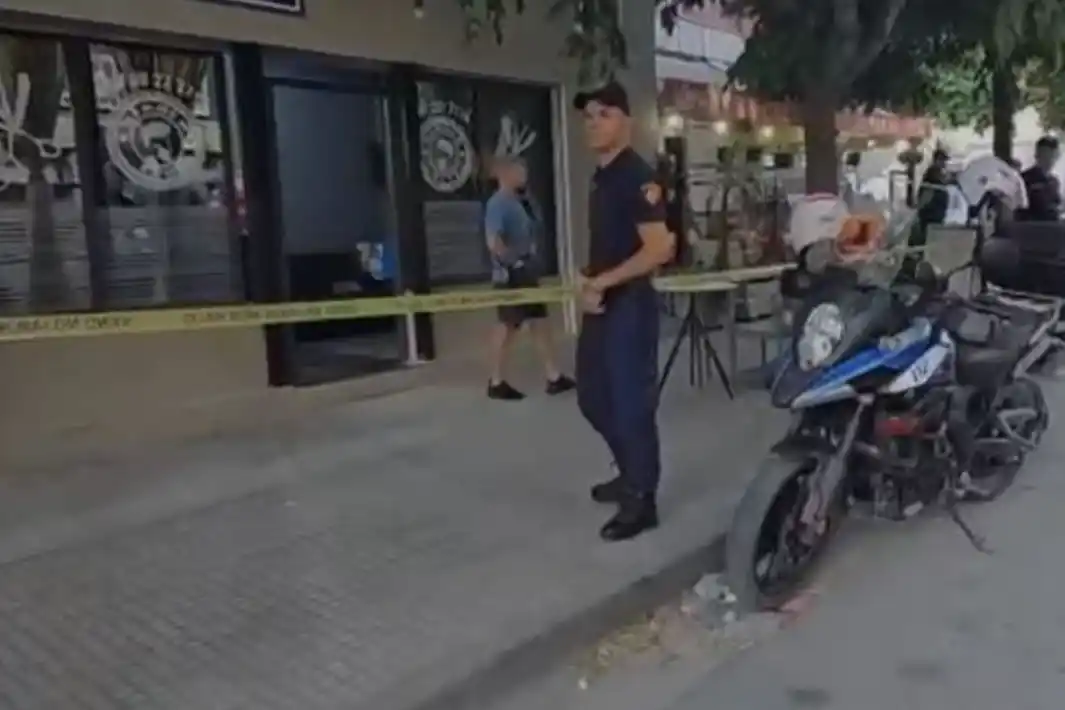 Vetëhidhet nga kati i pestë i pallatit/ humb jetën 32-vjeçarja, dyshimet e para….