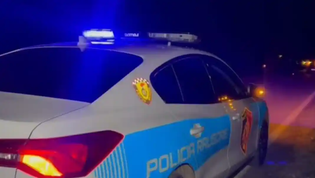 Durrës/ Grabitësit e karburantit l*ftë me policinë në autostradën Tirane-Durrës, mbetet i plagosur një nga…
