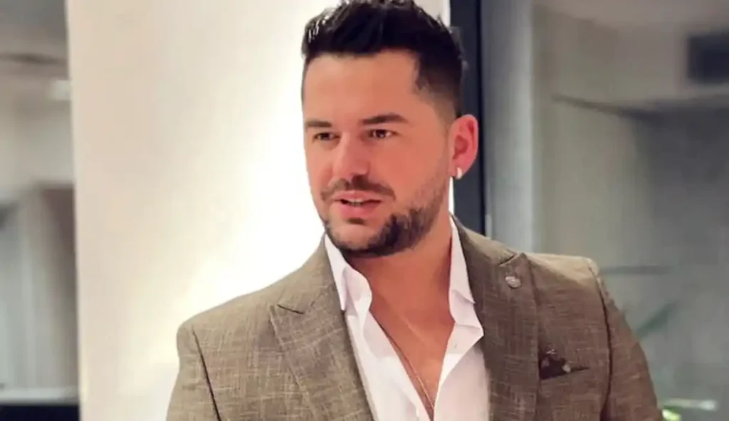 LAJM i trishte ndahet nga jeta këngëtari Shpat Kasapi…