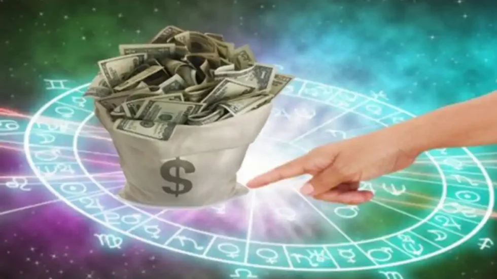 Zbuloni shenjat e horoskopit më me fat për vitin 2026, surpriza në dashuri dhe rritje financiare