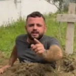 I ndodh e papritura agjentit imobilar pasi u “v*rros” për disa klikime (Foto)