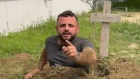 I ndodh e papritura agjentit imobilar pasi u “v*rros” për disa klikime (Foto)