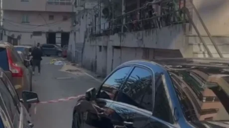 E rëndë në Tiranë, babai i tre fëmijëve i jep fund jetës, hidhet nga pallati