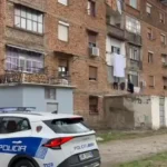 E mitura 14-vjeçe ndërmerr veprimin e rende,Shoqeria i thoshte:‘Babin e ke në burg,ti je fshatare,mamin ta morën…