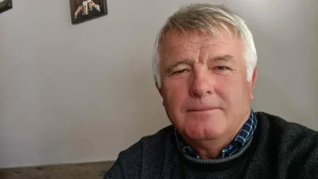 Përdh*nimi i 12-vjeçares/   RRËQETH studion me fjalët gjyshi i saj: Vajza e vogël nuk ikën në shkollë…