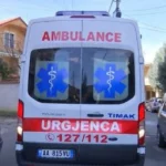 Akisident tronditës në vend! 4 makina bëhen copash me njëra-tjetrën, 2 persona…