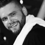 ‘A do ta heqësh qafe si njeri…’ A është ky zëri i Elvana Gjatës? Flori Mumajesi ‘SHTANG’ rrjetin me…
