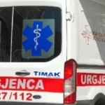 Aksident me vd*kje në autostradën Tiranë-Durrës, makina përplaset me bordurat anësore të rrugës! 28-vjeçari ndërron jetë në spital