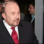 Nuk mbahen lotët nga kjo video e RRALLE e Fatos Nanos ‘Jam i pishmanit që bëra…’