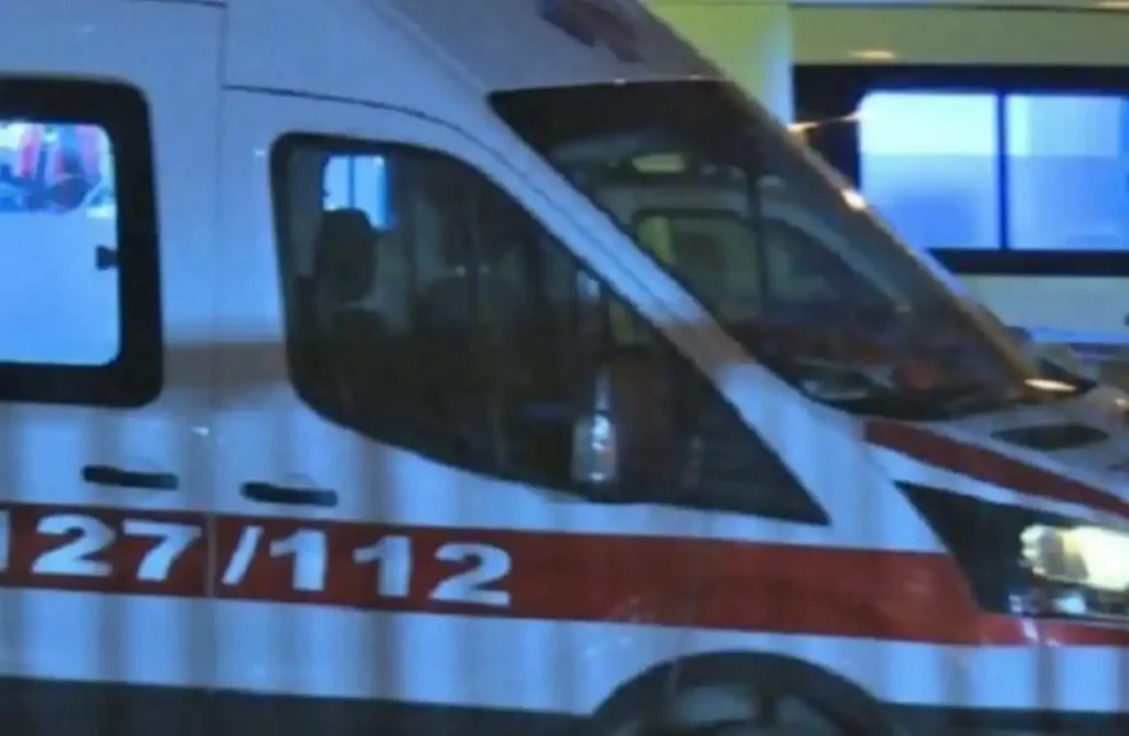 LAJM I FUNDIT/ Gruaja pl*gos burrin, e g*det me hekur në kokë…