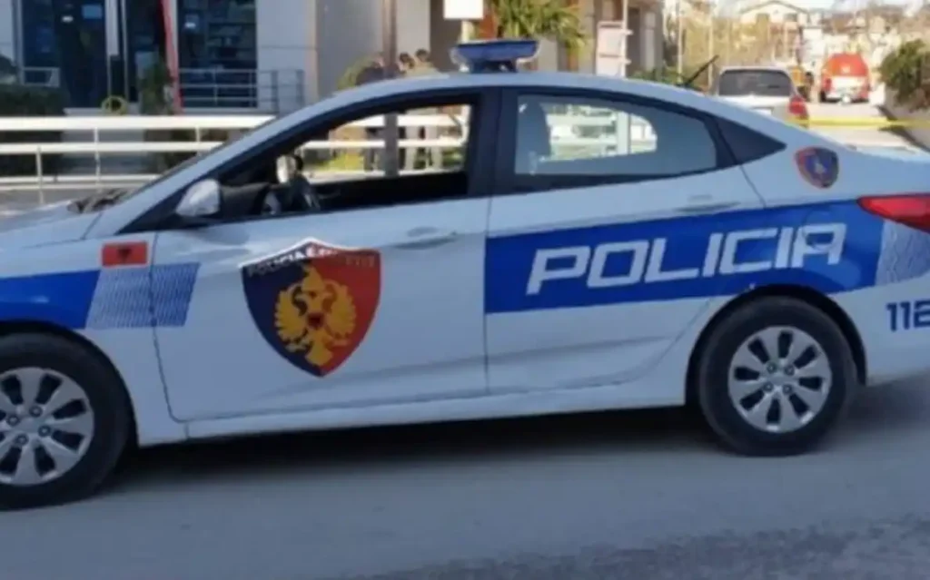 Çudi në Tiranë! U raportua për të shtëna me armë zjarri te Liqeni, qytetari kishte parkuar makinën keq dhe…