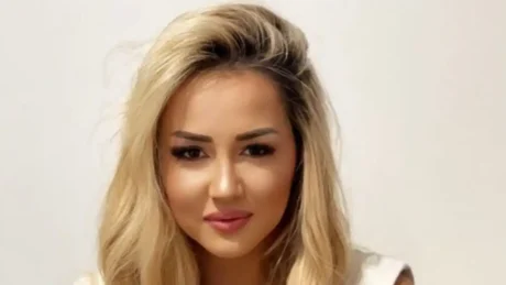 Gjoba 500 mijë lekë i shkon “surprizë”, moderatorja shqiptare apel shtetit: S’kam qenë fare në Korçë, ndajeni mendjen…(Video)